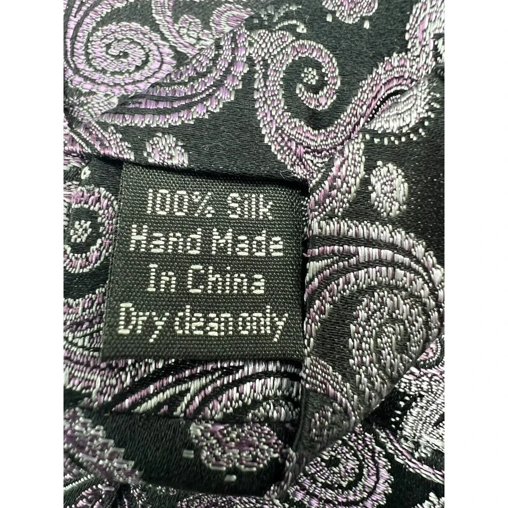 PRONTO UOMO 100% Silk Necktie Paisley Purple‎ Black L:63.25